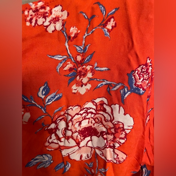Adorable H&M long sleeve viscose orange floral print top - back buttons up, 10 - Picture 3 of 8